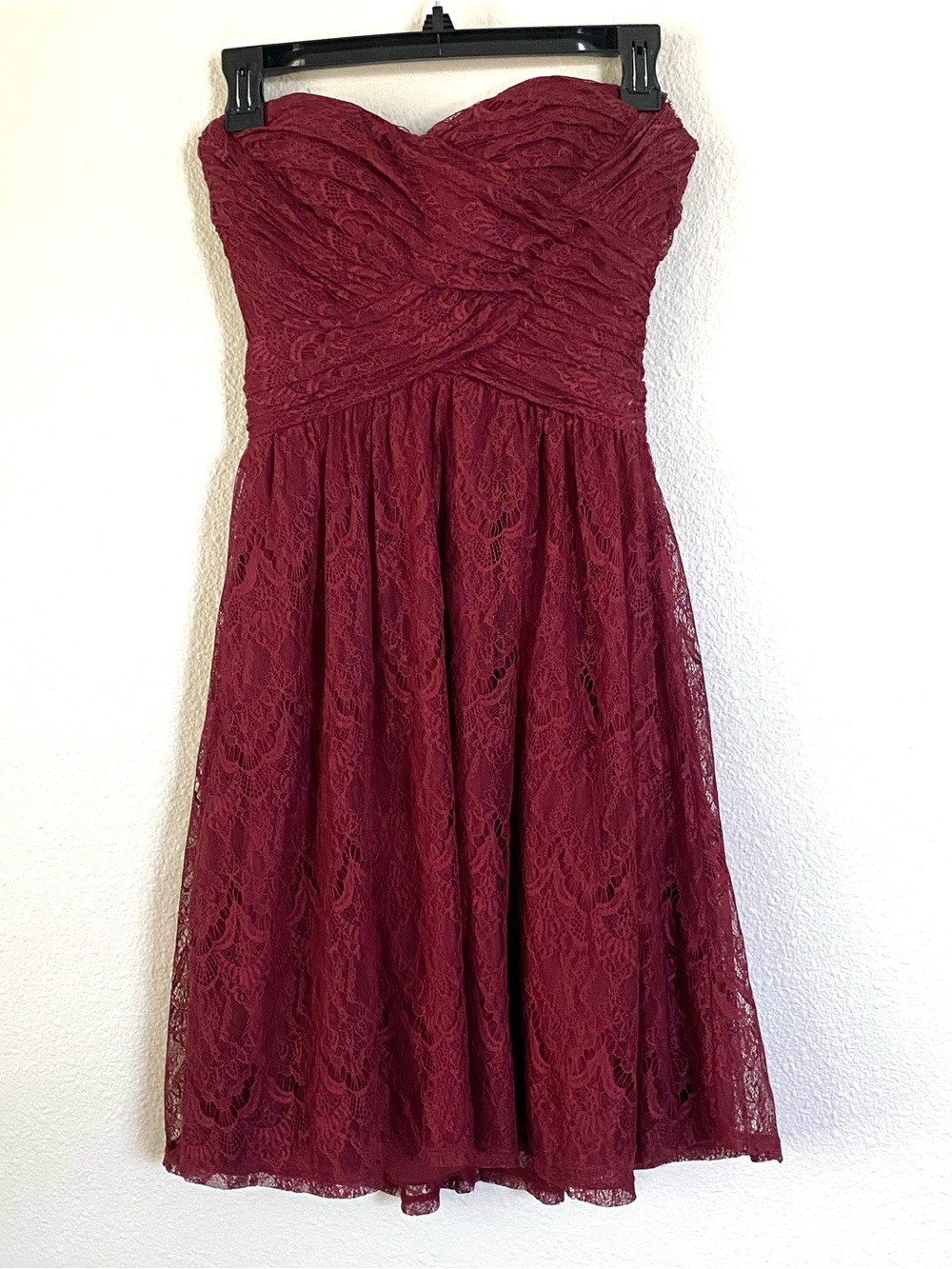 Charlotte Russe Strapless Lace Dress in Burgundy